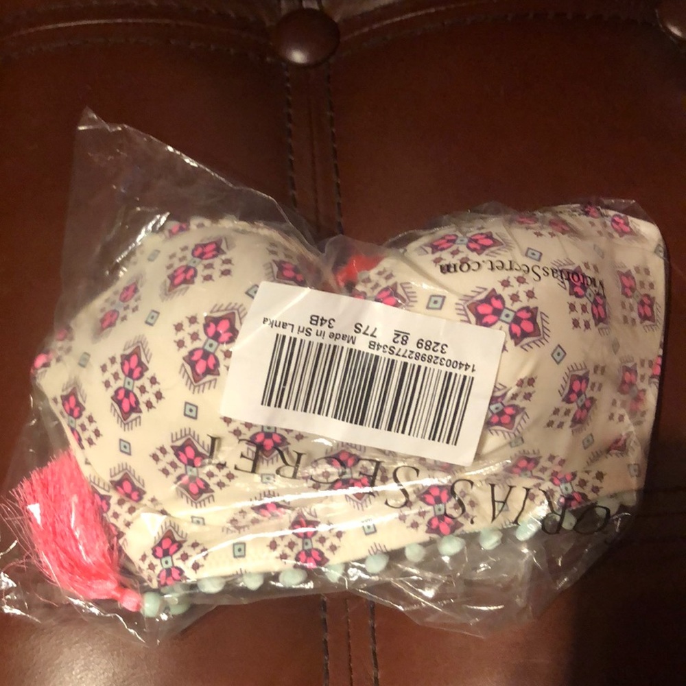 Bathing suite top - Picture 4 of 5